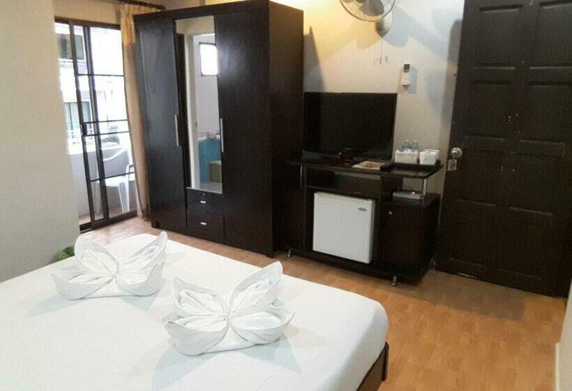 חדר סטנדרט עם מרפסת, Green Mango Guesthouse Hostel