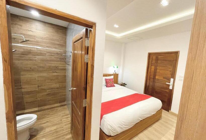 غرفة سوبيريور سرير كينج, Ashi Poshtel