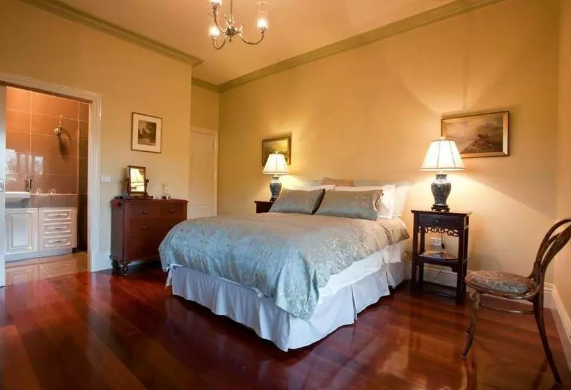 スイート, Tallawarra Homestead