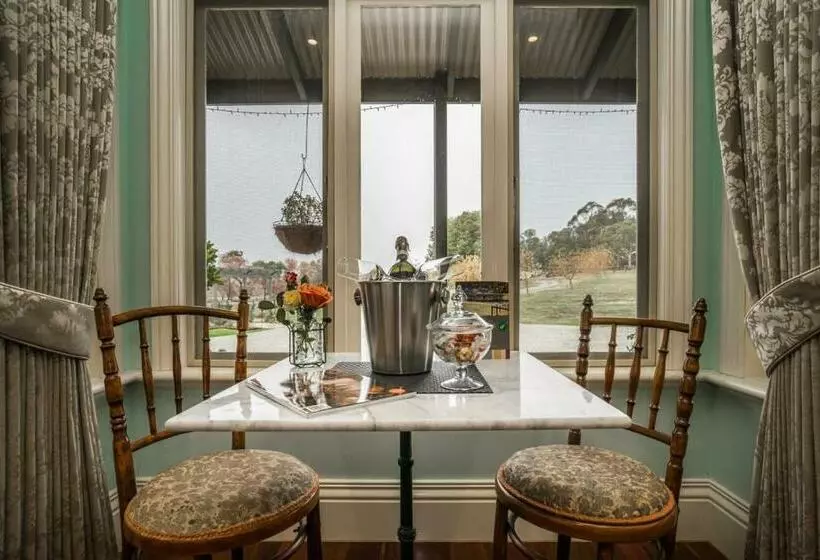 エクゼクティブスイート, Tallawarra Homestead
