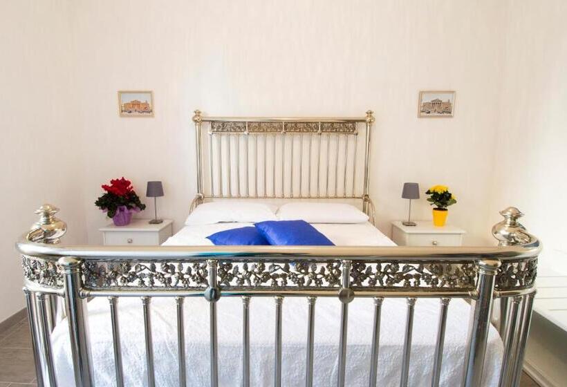 דירת חדר בקומת קרקע, Casa Granata