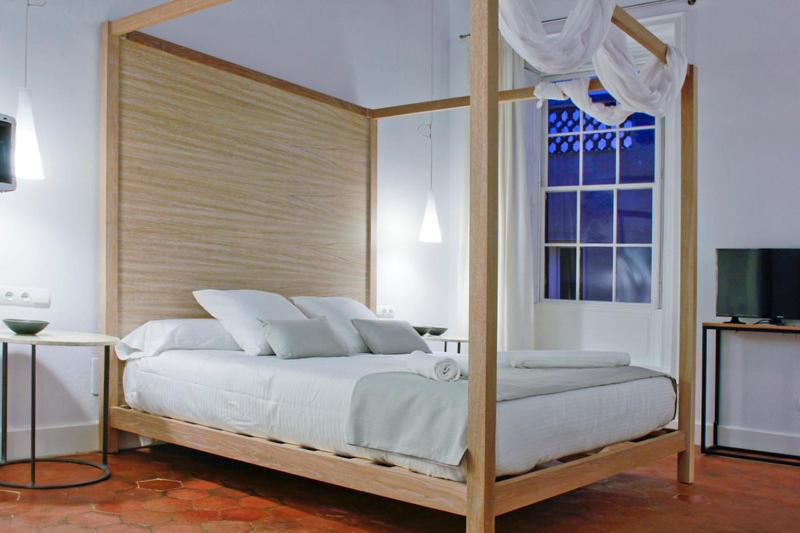 غرفة قياسية, Can Roca Nou