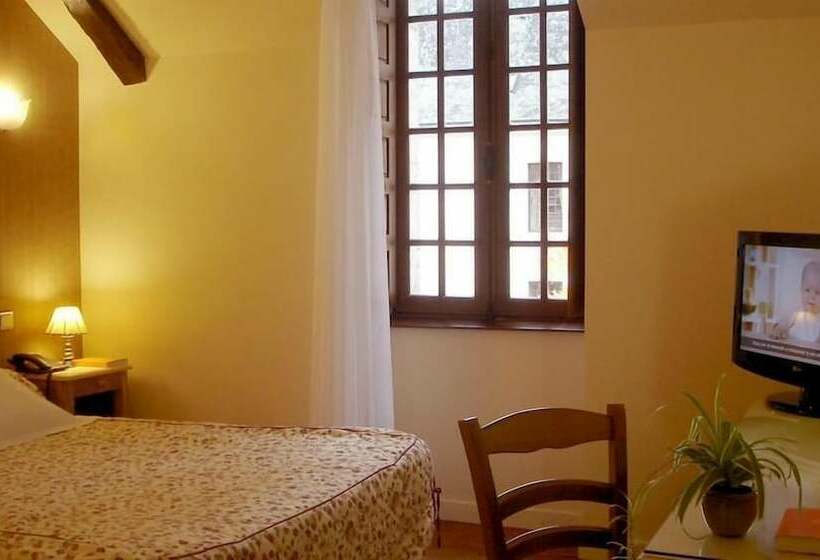 Номер Комфорт, Château La Fleunie Hôtel Et Restaurant