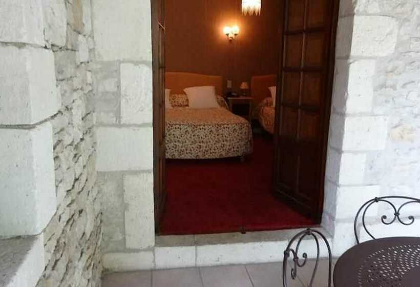 Номер Комфорт, Château La Fleunie  Hôtel Et Restaurant