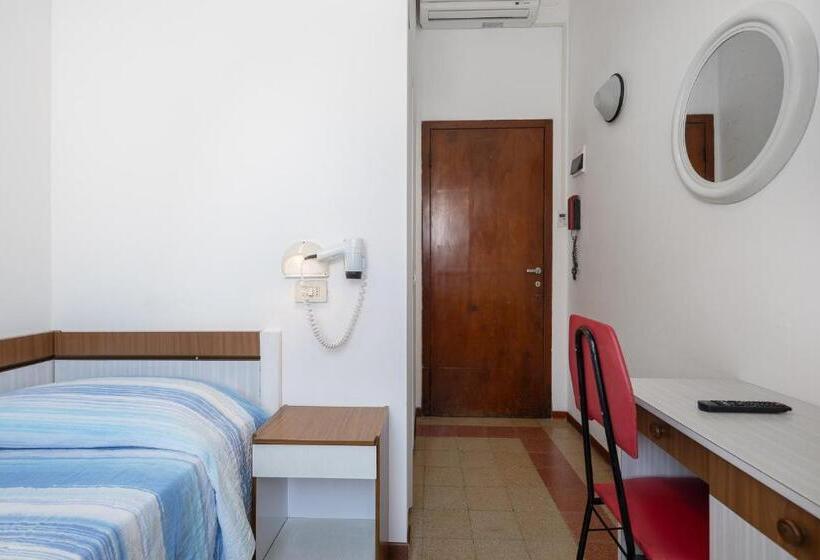 Habitación Estàndard Individual, Flora