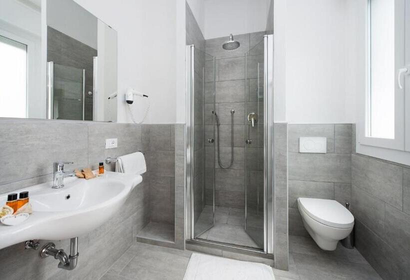 Habitació Triple Estàndard, Flora