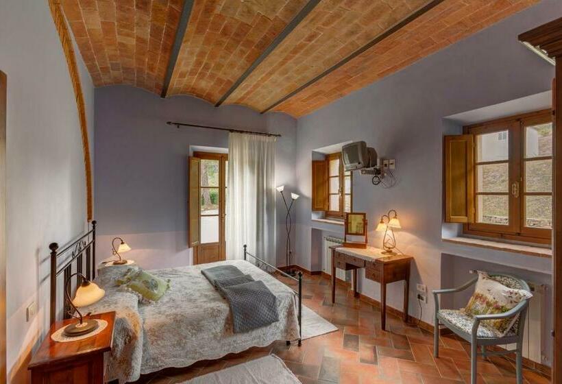 דירת חדר, La Grotta Dell'eremita