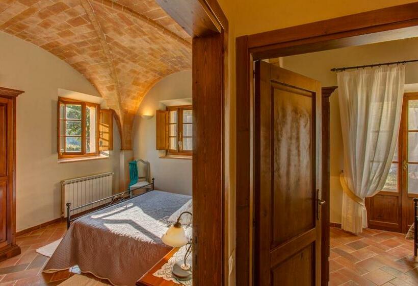 דירת חדר, La Grotta Dell'eremita