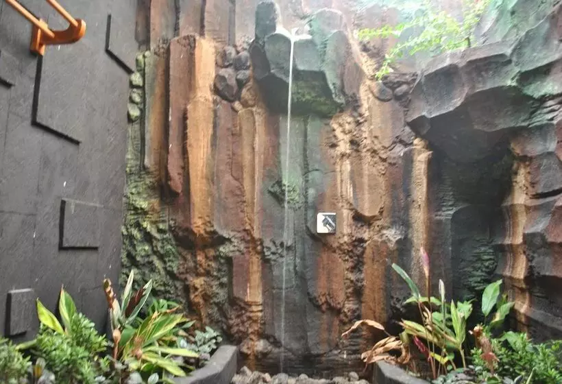اتاق لوکس, Trijaya Guest House Pemuteran