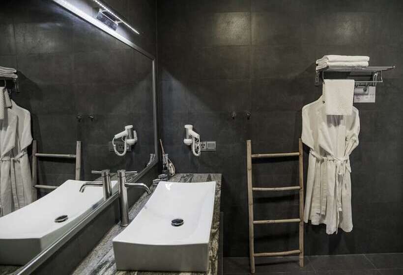 חדר סטנדרט, White Boutique Hotel & Residences