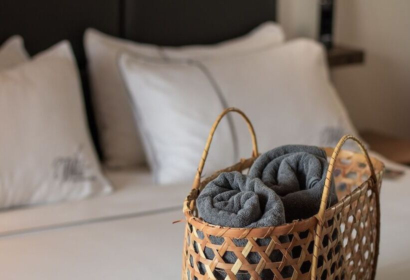 סוויטה, White Boutique Hotel & Residences