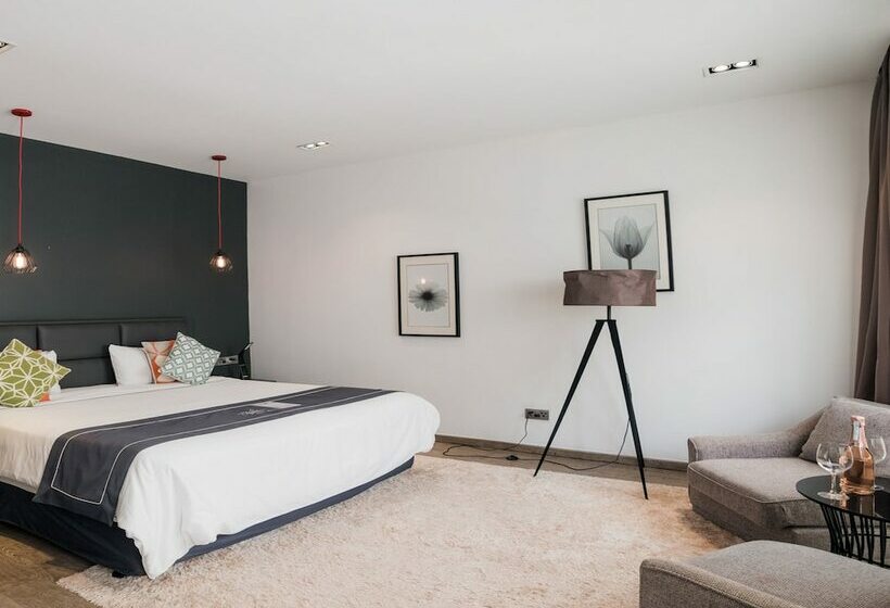 חדר סטנדרט, White Boutique Hotel & Residences