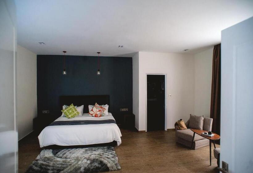 סוויטה, White Boutique Hotel & Residences