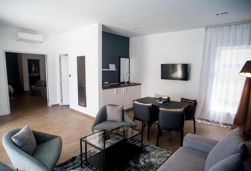 סוויטה, White Boutique Hotel & Residences