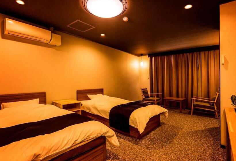 标准间, Taoya Shirahama Senjyo