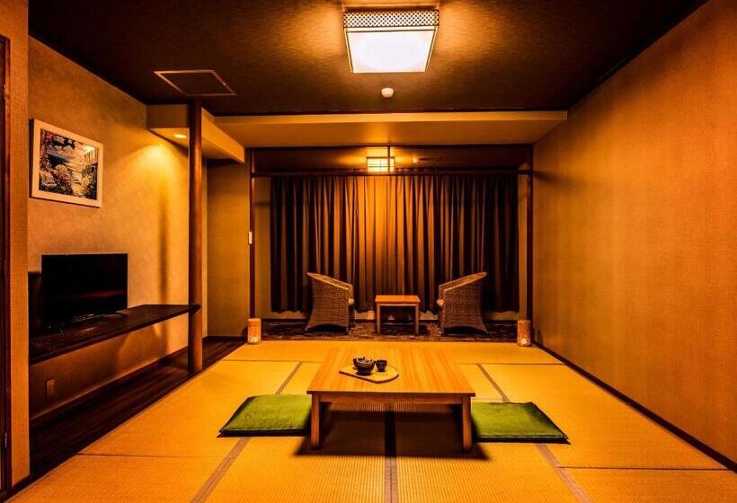 标准间带游泳池, Taoya Shirahama Senjyo