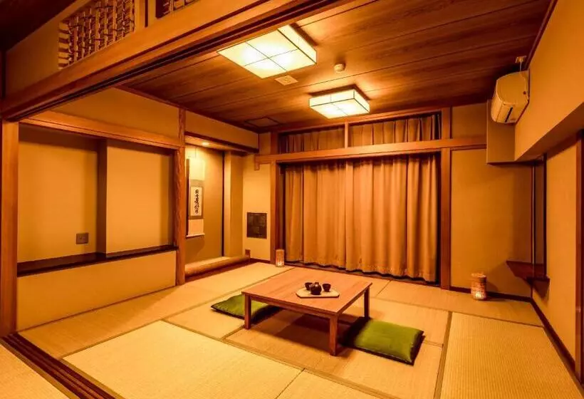 ファミリールーム, Taoya Shirahama Senjyo