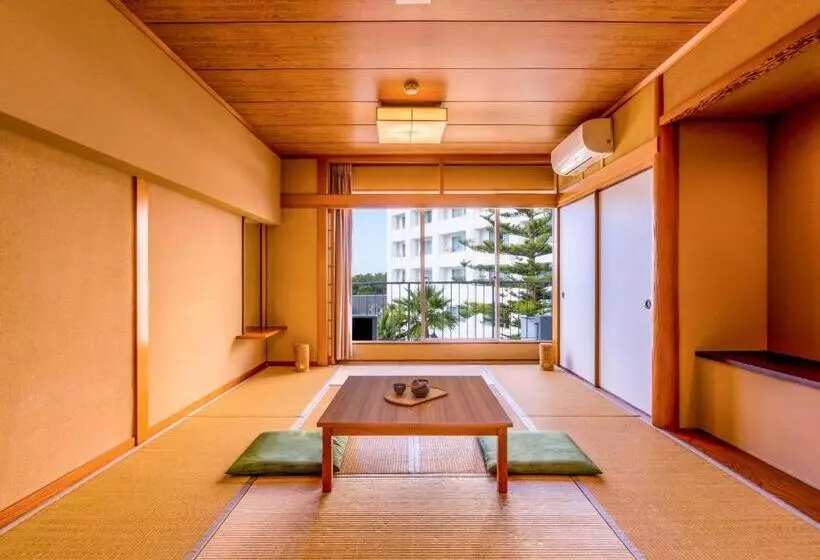 景色の見えるスーペリアルーム, Taoya Shirahama Senjyo