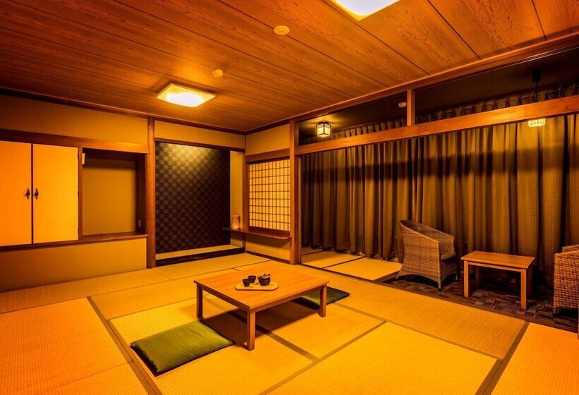 标准间, Taoya Shirahama Senjyo