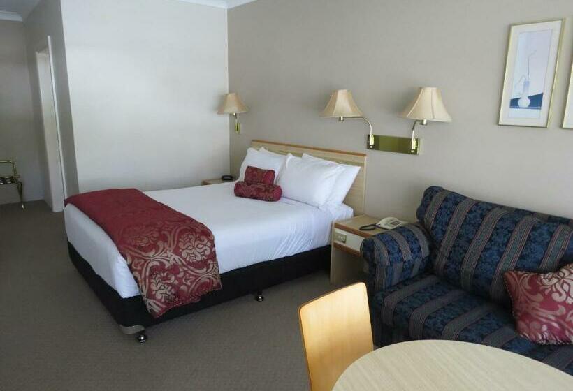 חדר קומפורט, Oxley Motel