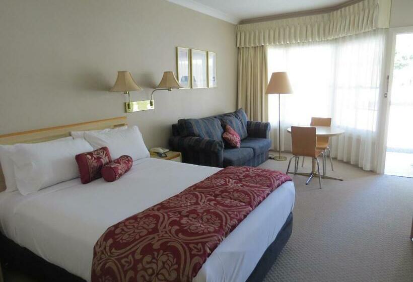 Номер Комфорт, Oxley Motel