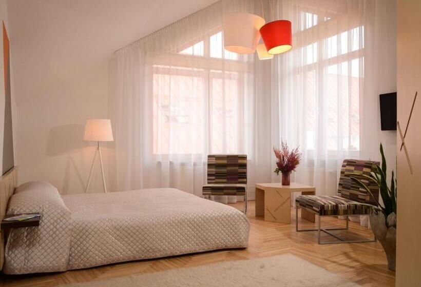 اتاق استاندارد, Mans Nams   Self Check In