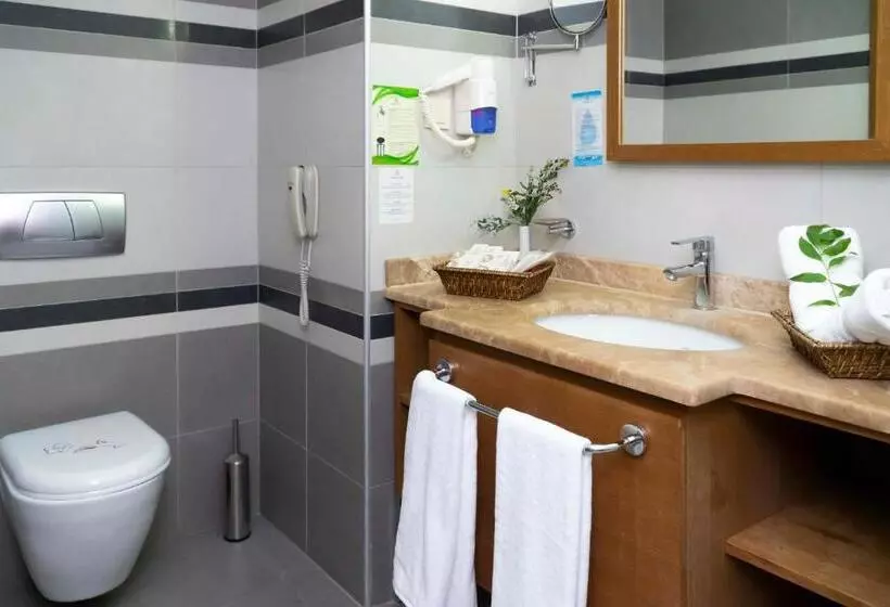 Perhehuone, Adalya Ocean Deluxe