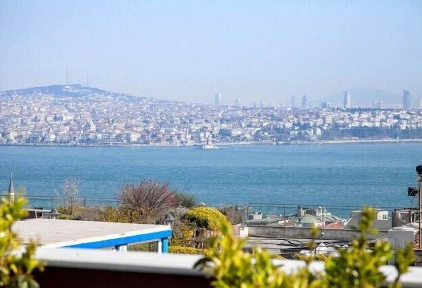 1 Bedroom Penthouse Apartment, Balkon Residence