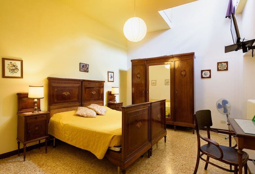 Orta Banyolu Üç Kişilik Standart Oda, Casa Di Osio