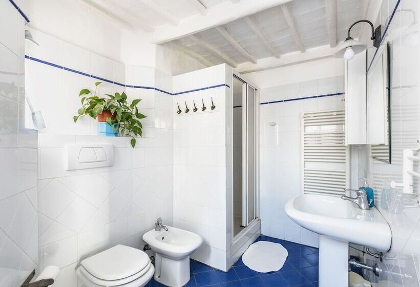 اتاق استاندارد با سرویس بهداشتی مشترک, Casa Di Osio