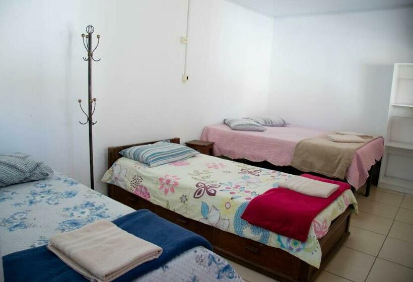 이코노이 4인룸, Casa Do Juá