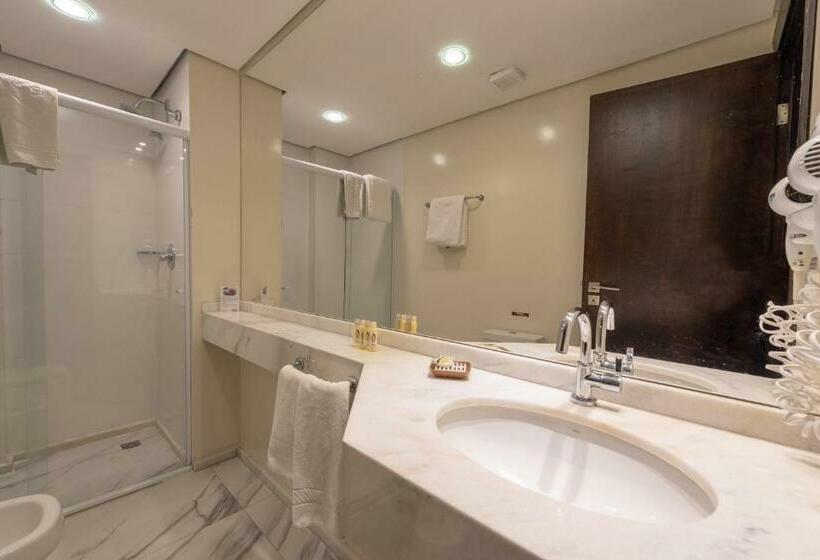 Люкс Deluxe Кровать Кинг, Class Hotel Rio Claro