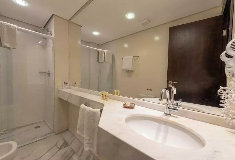 キングサイズベッドのデラックススイート, Class Hotel Rio Claro