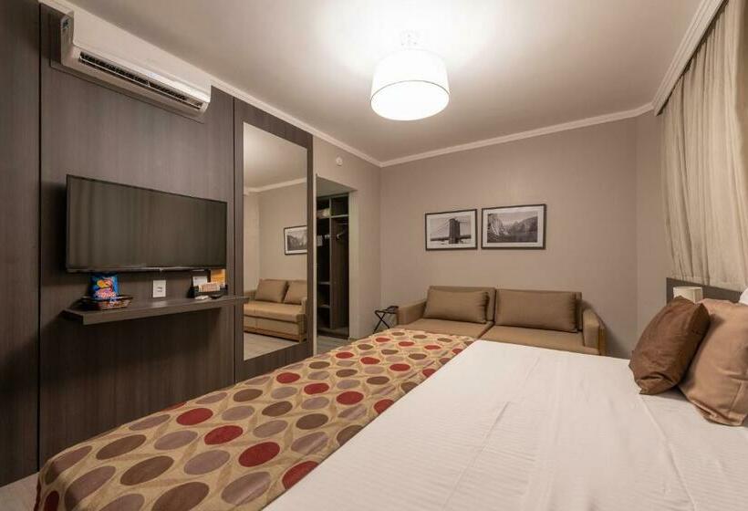 Люкс Deluxe Кровать Кинг, Class Hotel Rio Claro