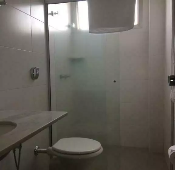 スタンダード４人部屋, Assi Palace