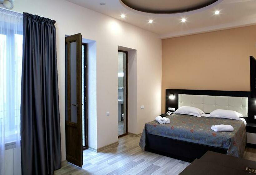 اتاق استاندارد با بالکن, Coral Boutique