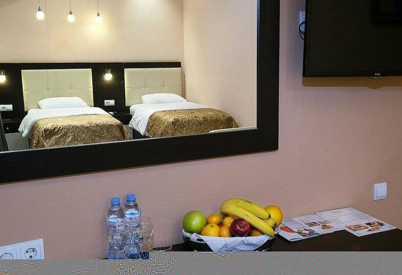 اتاق کلاسیک, Coral Boutique