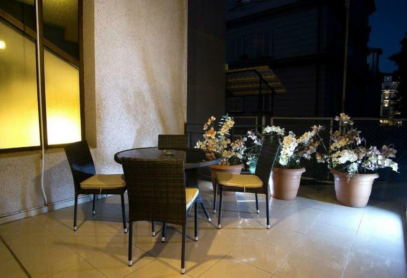 اتاق استاندارد با بالکن, Coral Boutique