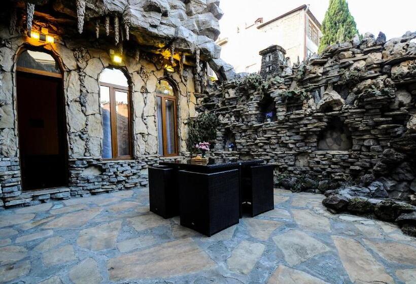 اتاق لوکس, Coral Boutique