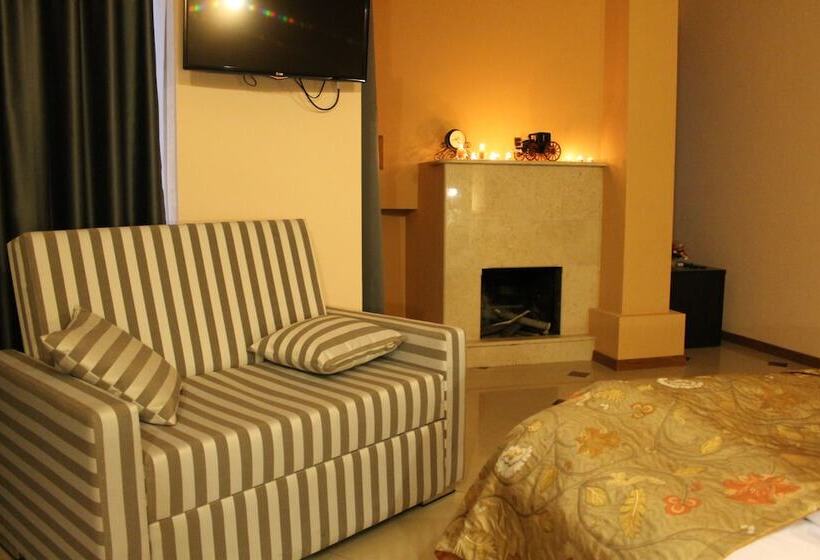 اتاق کلاسیک, Coral Boutique