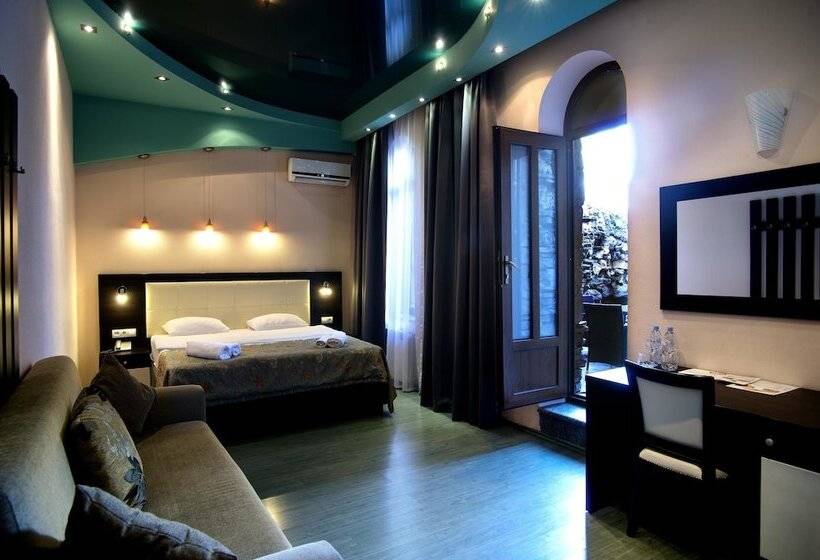 اتاق لوکس, Coral Boutique