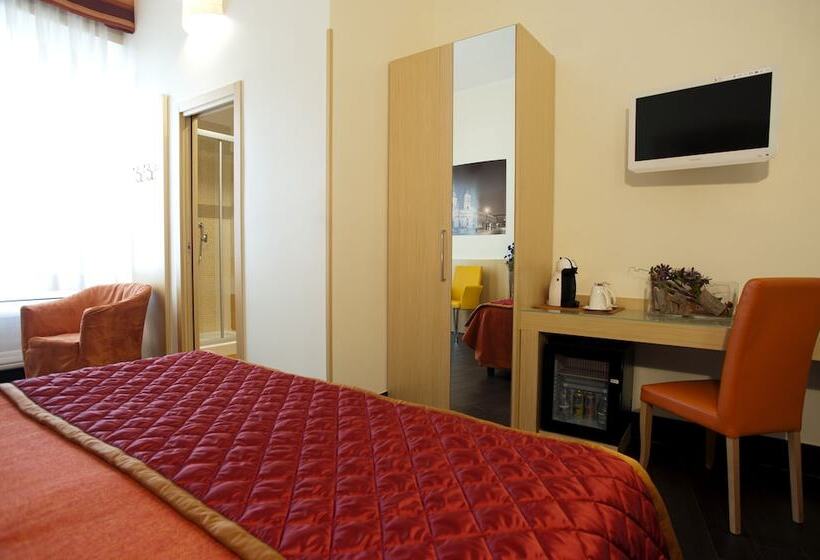 חדר סטנדרט, Daplace   La Mongolfiera Rooms In Navona