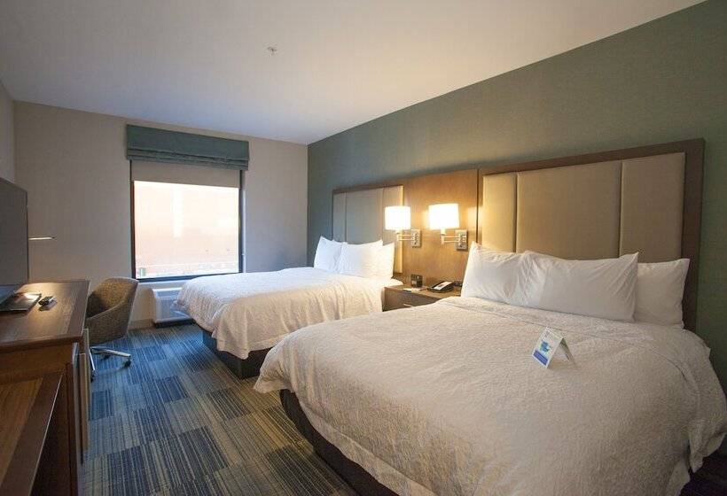 ２ダブルベッドのスタンダードルーム, Hampton Inn & Suites Downtown St. Paul