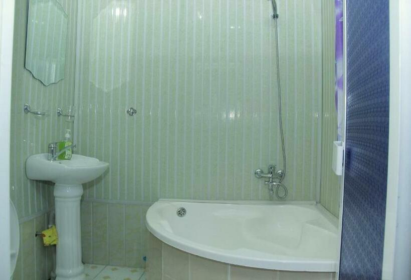 스탠다드 룸, Jeyran