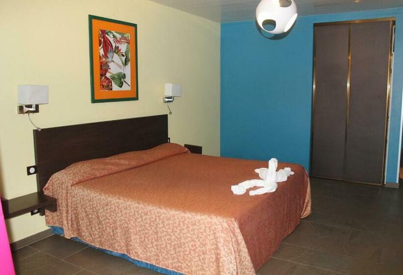 اتاق استاندارد با چشم‌انداز باغ, L Ebene Verte