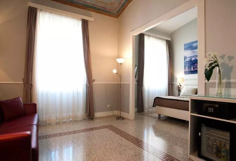 سوییت جونیور, Daplace La Mongolfiera Rooms In Navona