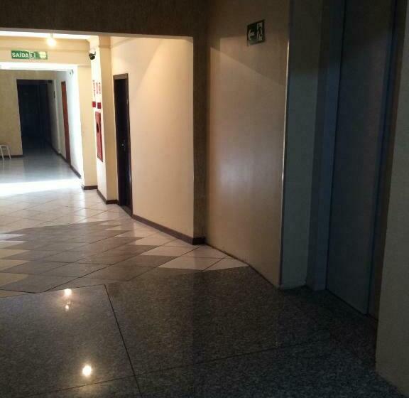 2ベッドスイートルーム, Perea