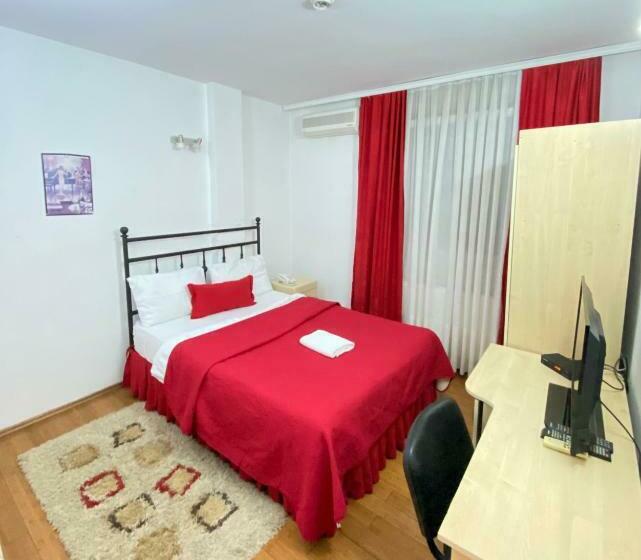 اتاق استاندارد یک نفره, Sara & Spa