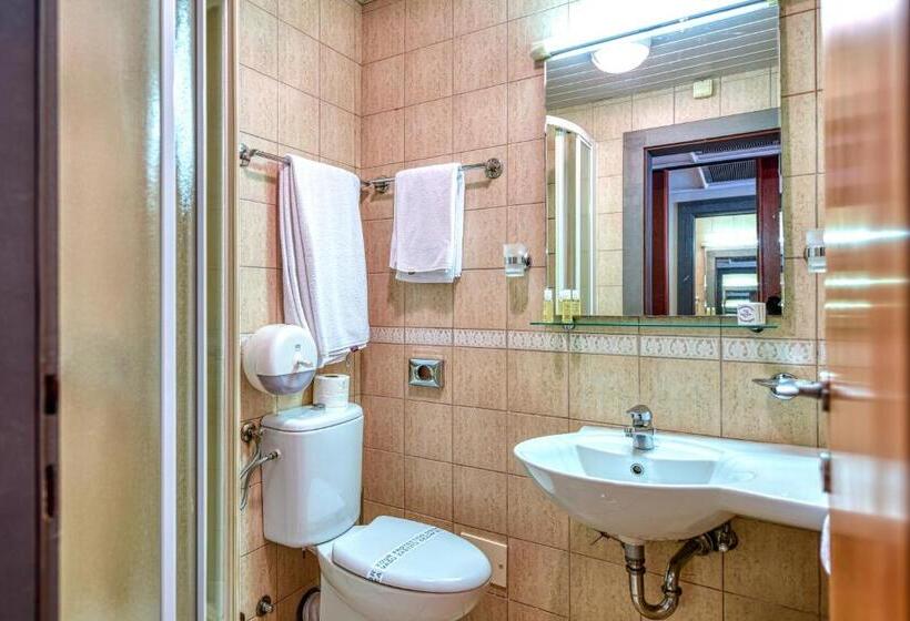 Economy Zimmer, Splendido