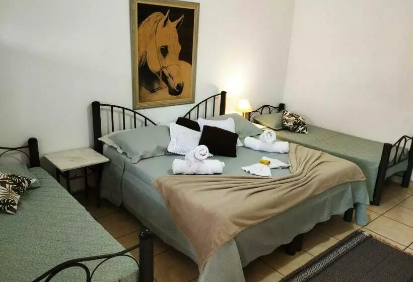 Perhesviitti, Estância Das Angolas Inhotim